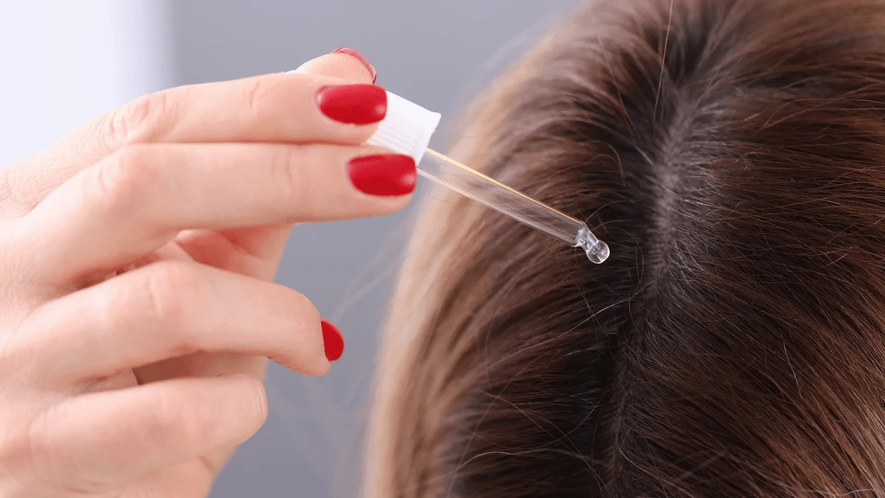 Wanneer en hoe gebruik je een haargroei serum tegen haaruitval?